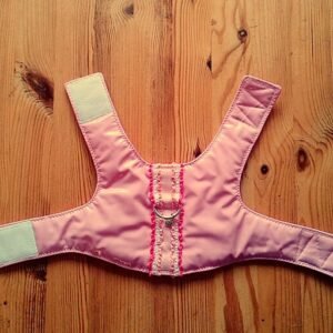 Tuigje S - lichtroze glimmend met middenroesjes