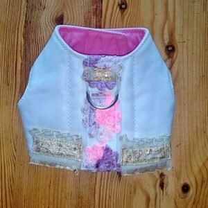 Tuigje S - wit nepleer met kant