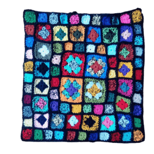 .Kleedje/kussenhoes gehaakt granny 84stuks