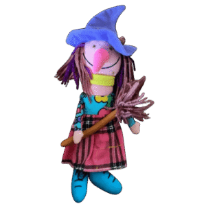 Heksenpopje met poesje op hoed