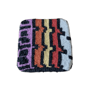 Mooi foamkussen  zwart-paars-bruin-geel-rood-wit B