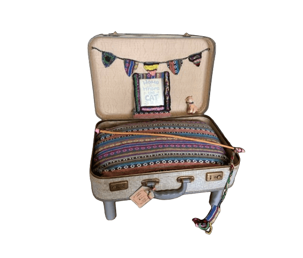 Koffermeubeltje vintage met gehaakt/gebreid kussen - Afbeelding 5