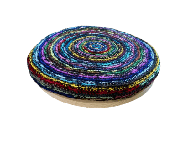 Ronde muurplank/wandligbed met fleurig kussen - Afbeelding 3